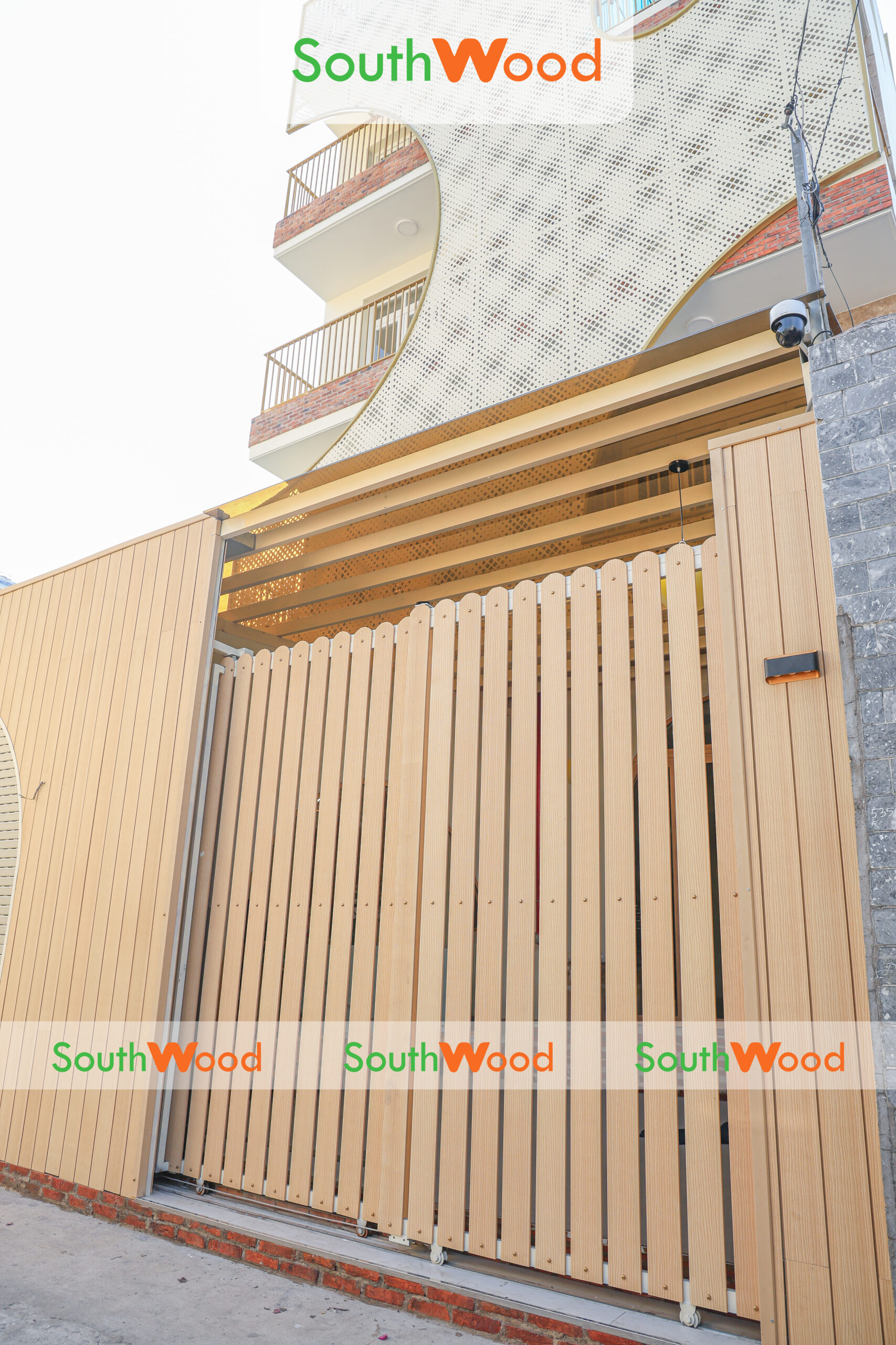 Ốp cổng thanh đa năng gỗ nhựa ngoài trời 3 da Sourhwood