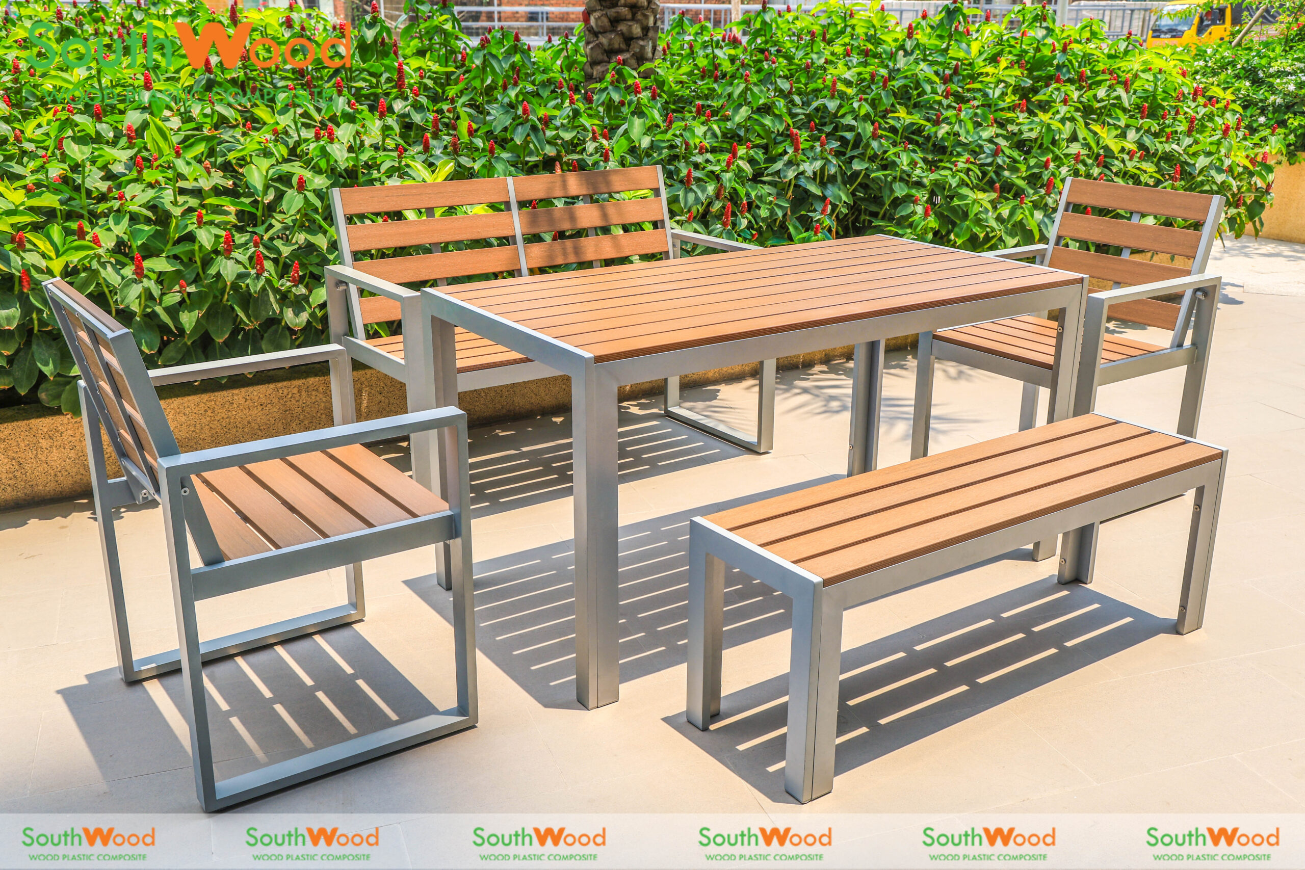Set bàn ghế ngoài trời